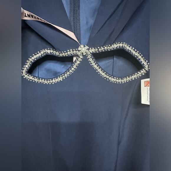 NWT Mac Duggal 2630 Plunge Neck Puff Sleeve Cut Out Gown Navy 4 - Picture 5 of 7